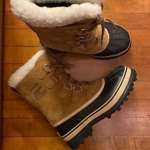 Sorel Caribou Boots 🥾❄️